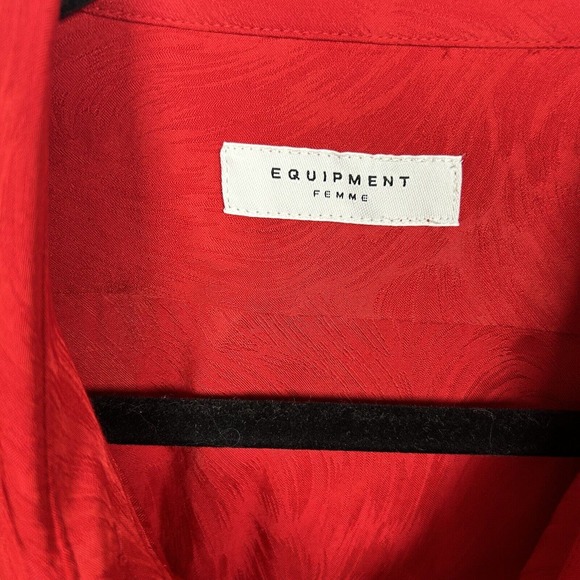 Equipment Femme Women's Long Sleeve Collared Button Down Blouse Red Size L - Picture 8 of 8